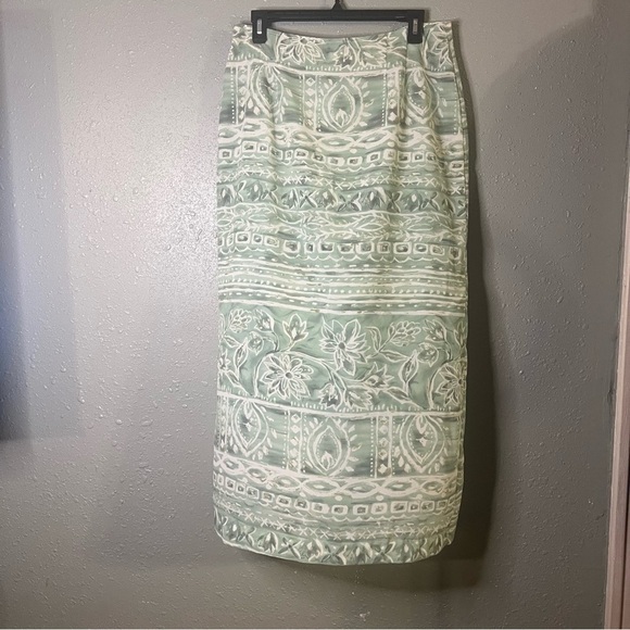 Vintage 90s Express Marque Deposse Womans Lg Wrap around skirt green and white - Picture 4 of 9